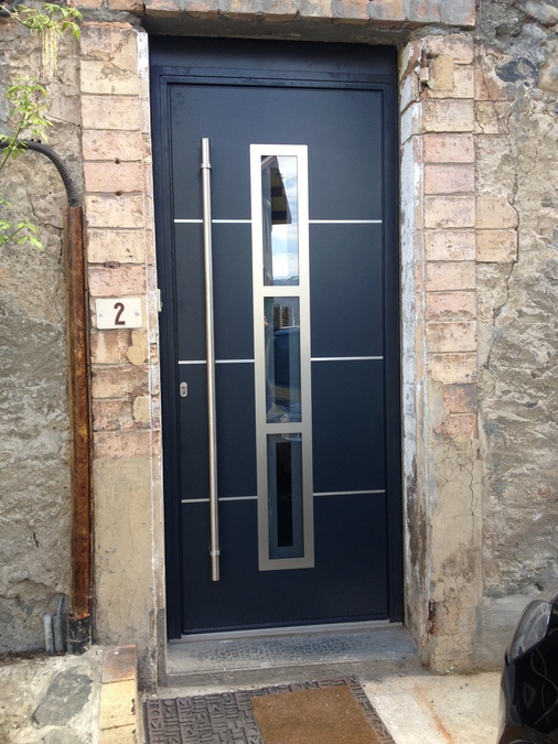 Porte d'entrée aluminium