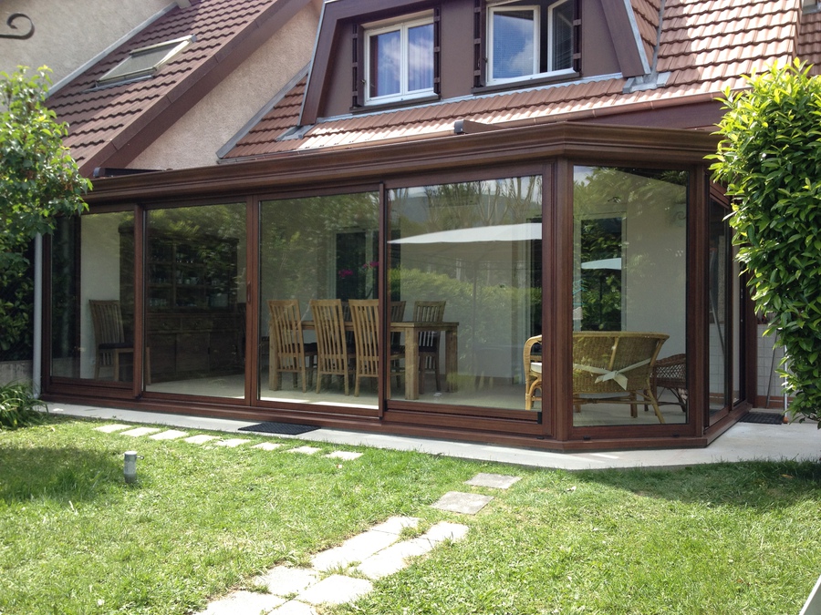 Véranda sur mesure de couleur bois