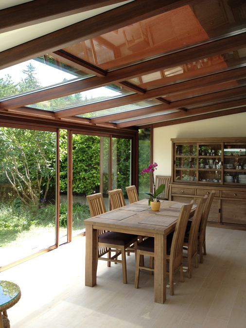 Véranda sur mesure de couleur bois